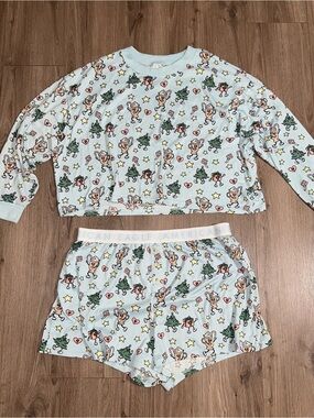 American Eagle Outfitters Pajamas Loungewear 
Set